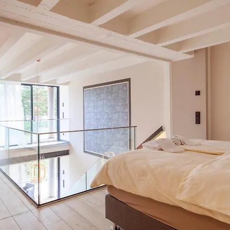 Prora Solitaire Avida Loft 7 * Binz