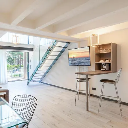 Prora Solitaire Avida Loft 7 * Binz